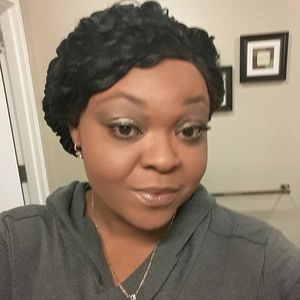 Meet your Posher, Krystal